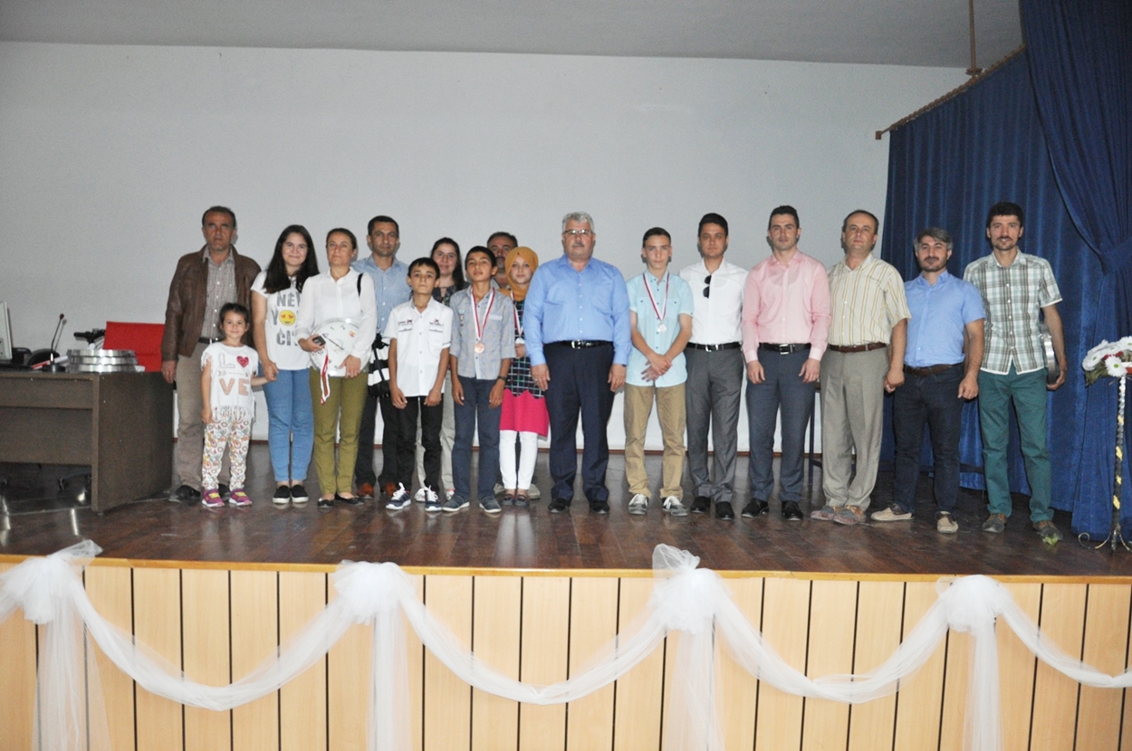 ab-yi-anlatip-odulleri-kaptilar-5150