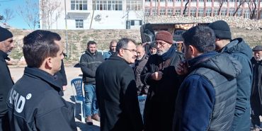 Adıyaman Besni'de hayatın normale dönmesi için çalışmalar sürüyor