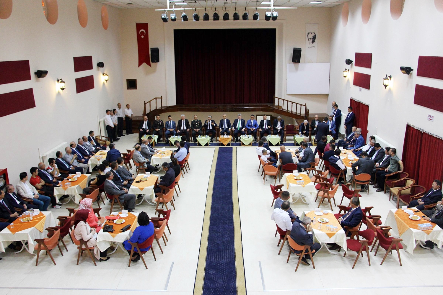 ataturk-kultur-ve-sanat-merkezi-nde-bayramlasma-programi-duzenlendi-4662