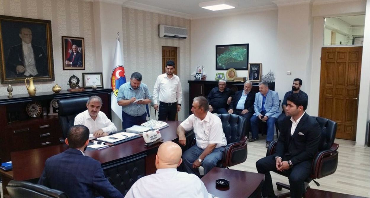 baskan-dinc-demokrasi-sehidi-ekizceli-nin-ailesini-agirladi-8574