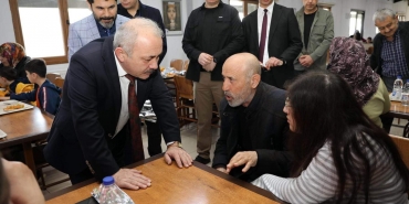 Başkan Esen Depremzedeleri Ziyaret Etti