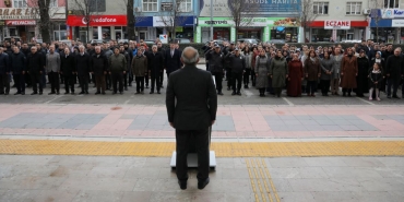 Belediye çalışanları, mesaiye İstiklal Marşı okuyarak başladı