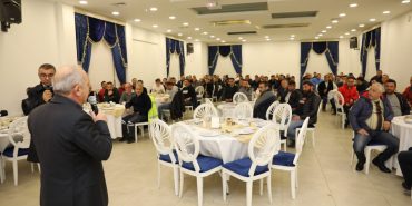 Deprem bölgesinde görev yapan belediye personeline Başkan Esen’den teşekkür