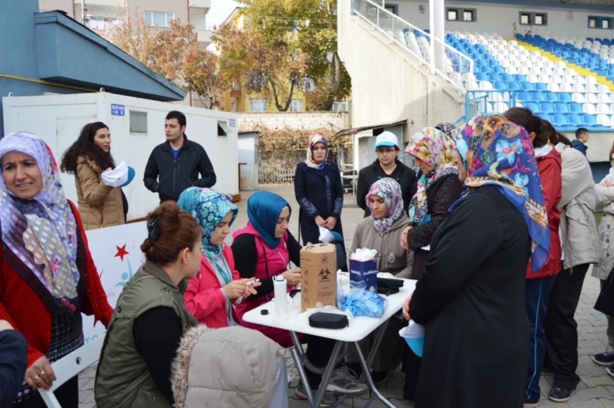 dunya-diyabet-gunu-nedeniyle-etkinlikler-duzenlendi-9833