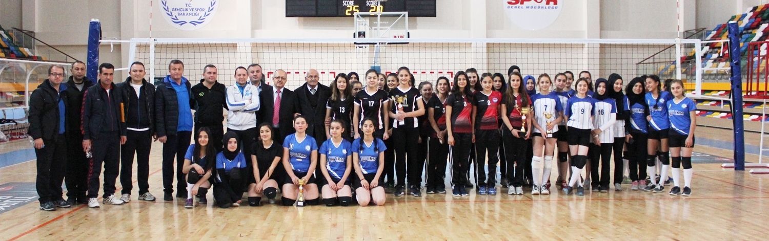 gencler-b-kategorisi-kiz-voleybol-il-birinciligi-musabakalari-tamamlandi-7984