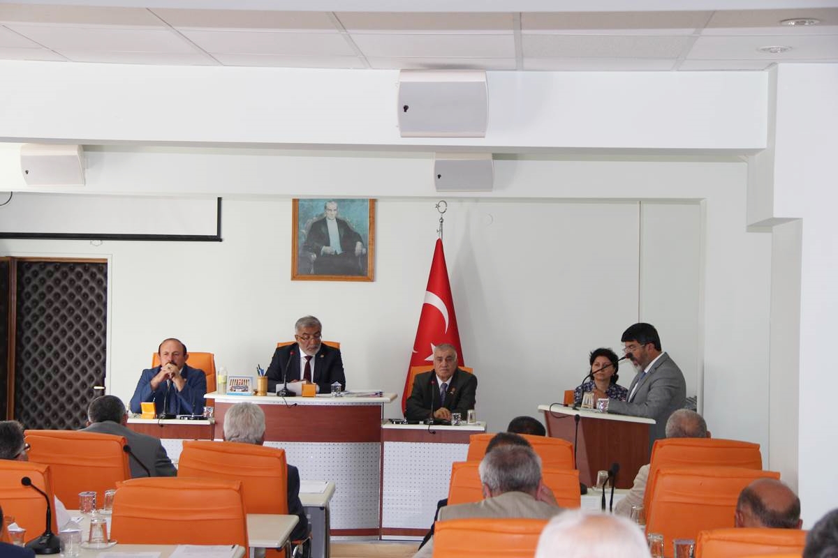 il-genel-meclisi-eylul-ayi-birlesimleri-basladi-9496