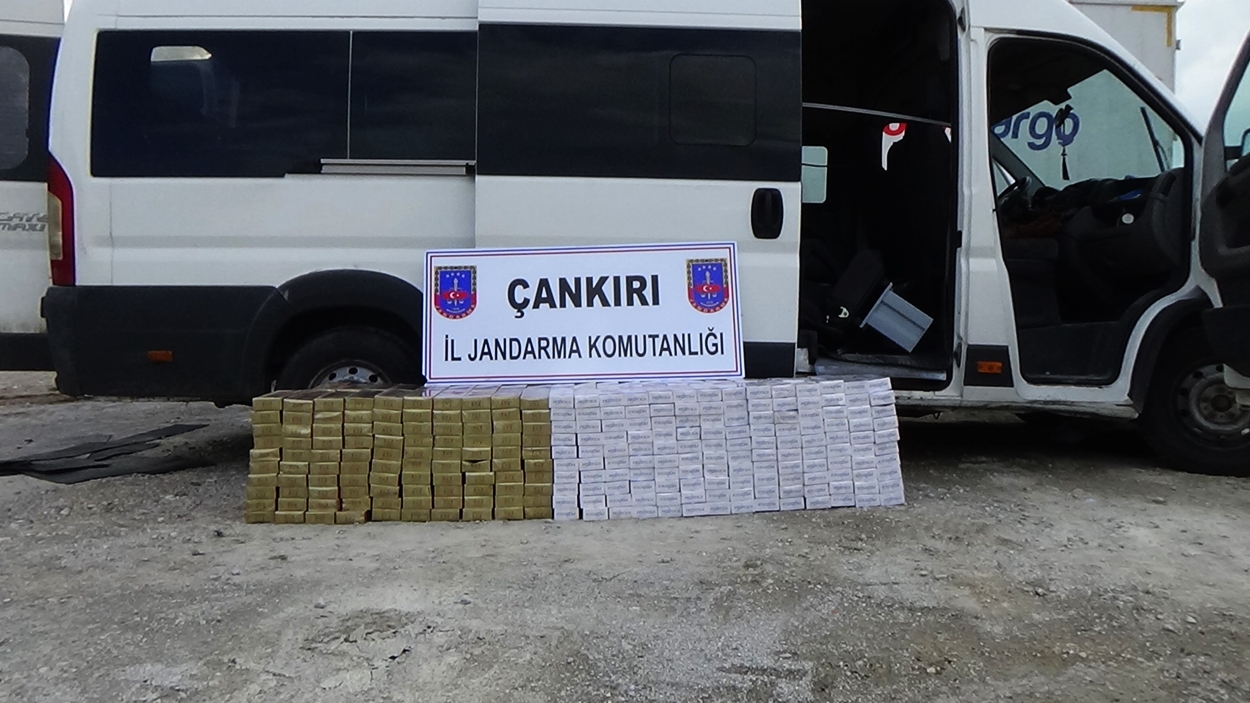 jandarma-kacak-sigaraya-gecit-vermedi-4441