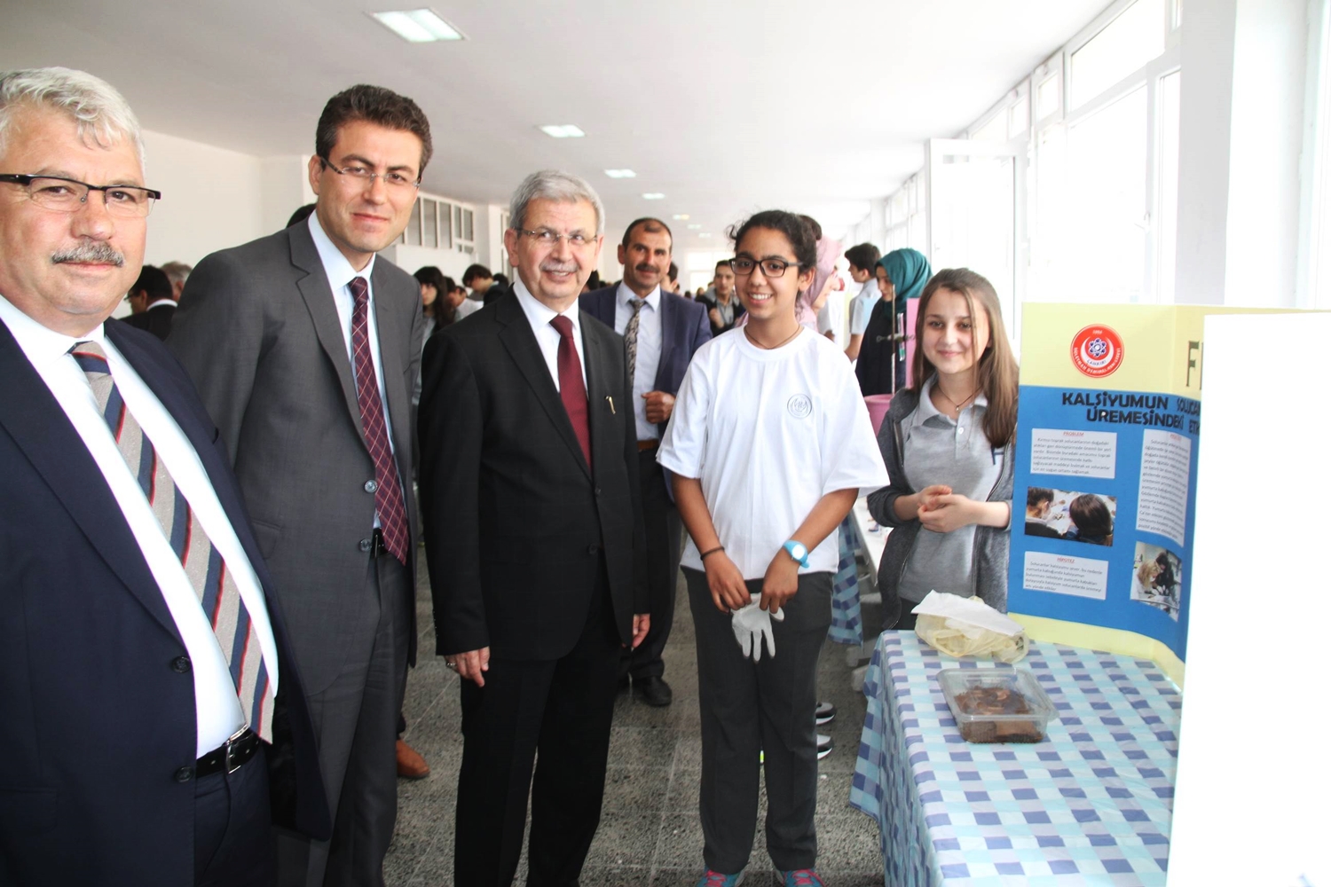 materyallerle-yaptiklari-projeler-sergisi-acildi-6073