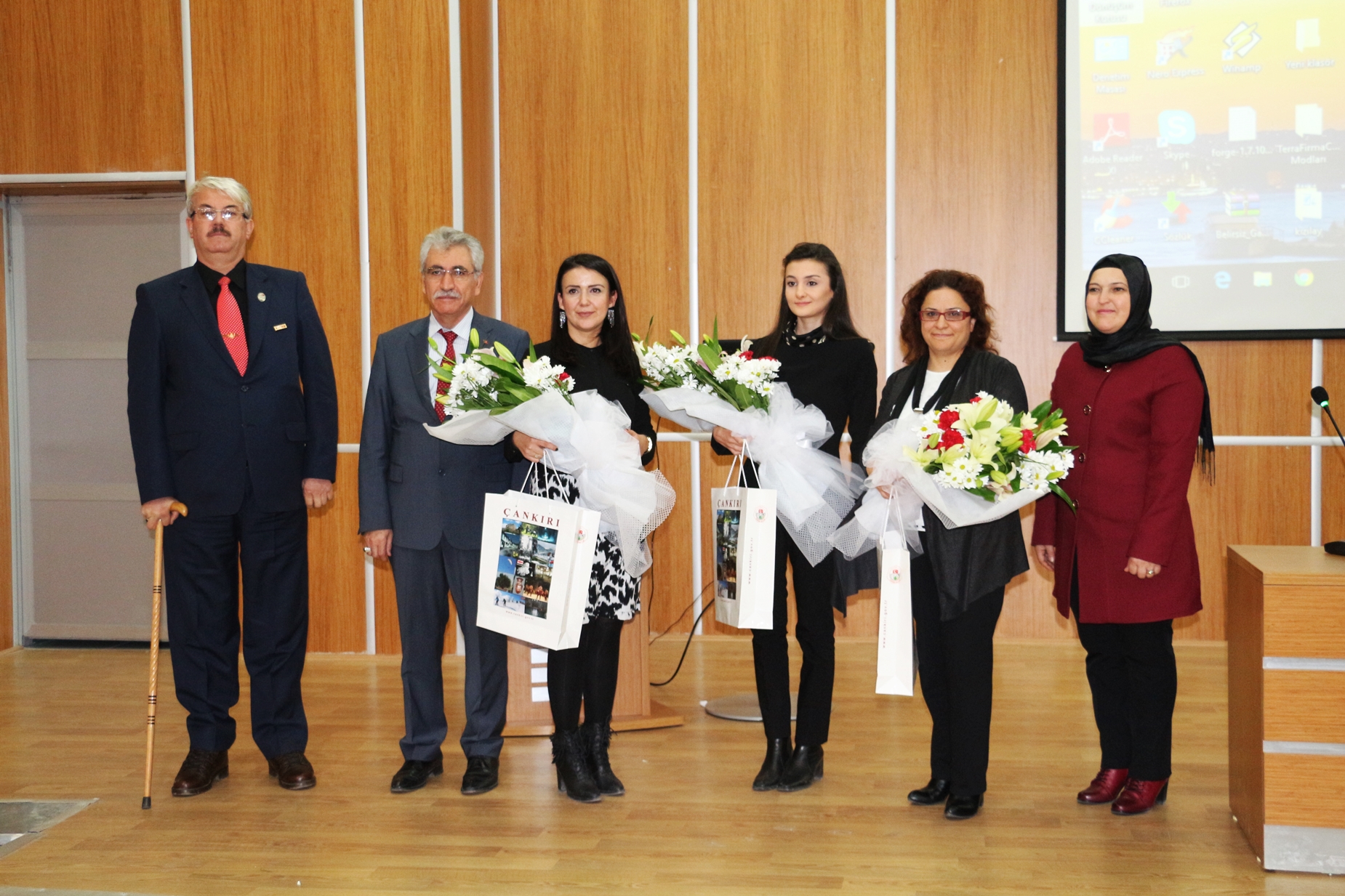 ogrencilere-insan-haklari-anlatildi-7802