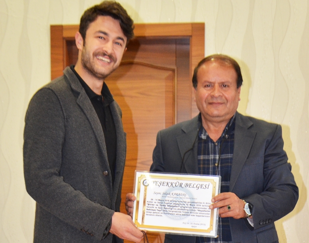 rektor-savas-dan-turkiye-birinciligi-ogrencilerine-tebrik-1635