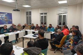 Vali Ayaz, Besni’deki çalışmaları koordine ediyor