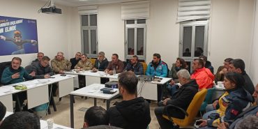 Vali Ayaz, Besni’deki çalışmaları koordine ediyor