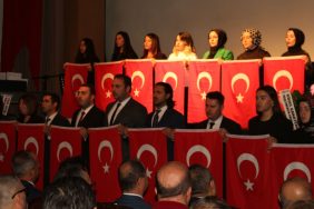 Vali Ayaz: Ülkemiz bugünlere öğretmenlerimizin sayesinde geldi