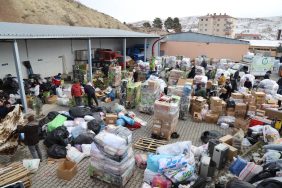 Valilikten, deprem bölgesine yardım yapmak isteyenlere duyuru!