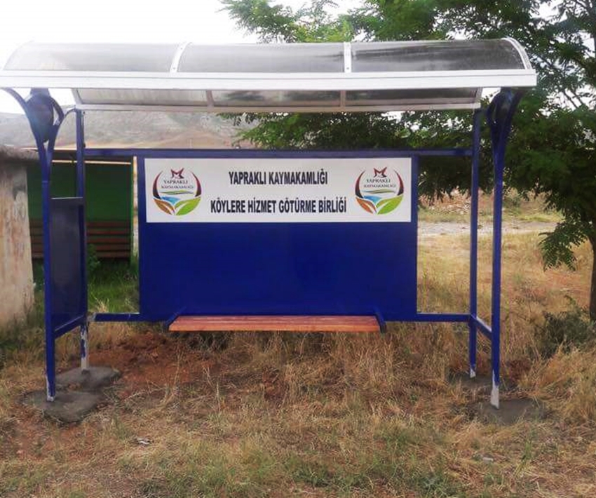 yaprakli-ilcemizde-otobus-duraklari-hizmete-girdi-9529